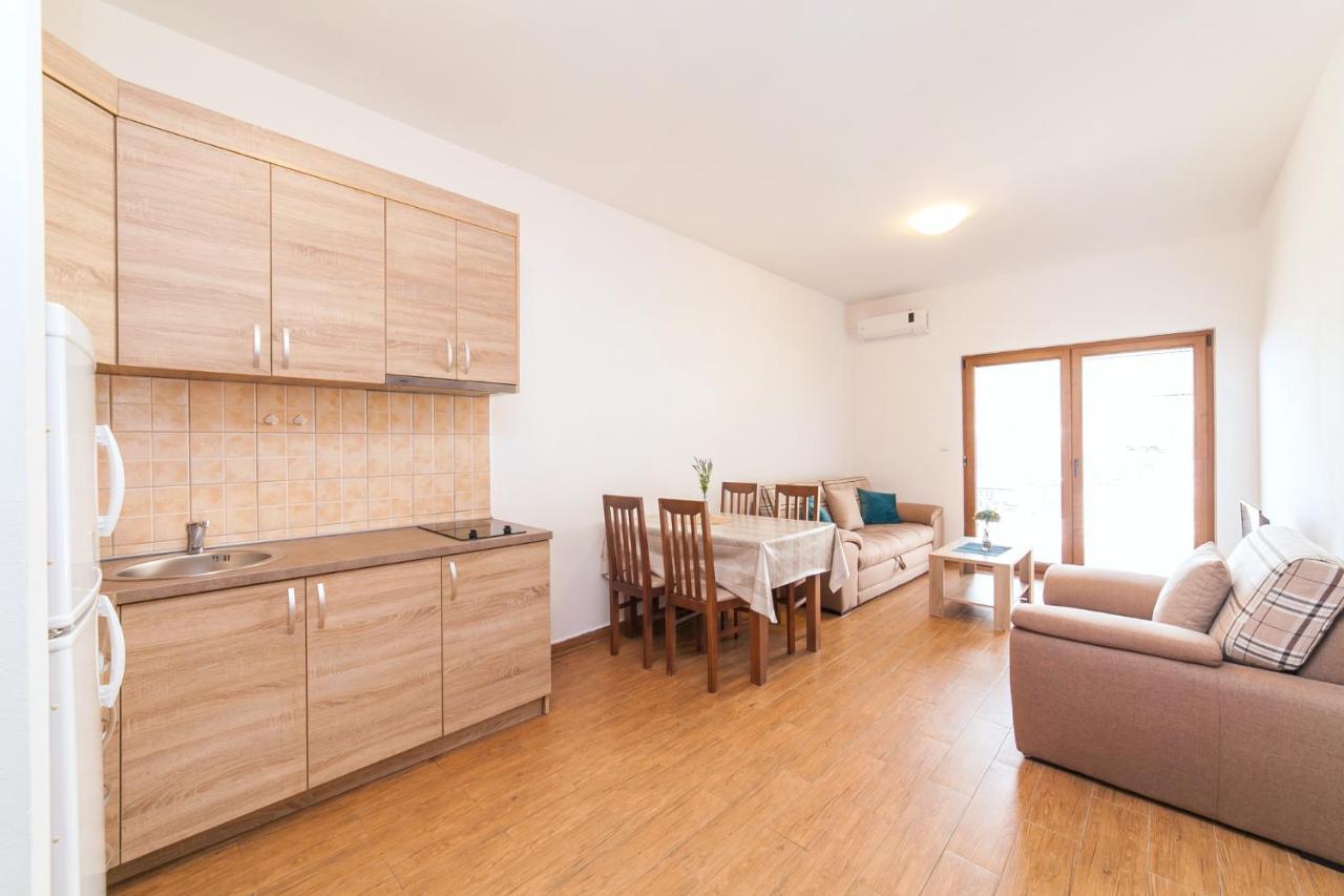 Welcome Apartments Петровац Экстерьер фото