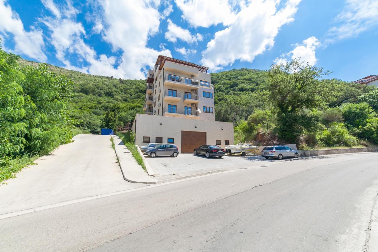 Welcome Apartments Петровац Экстерьер фото